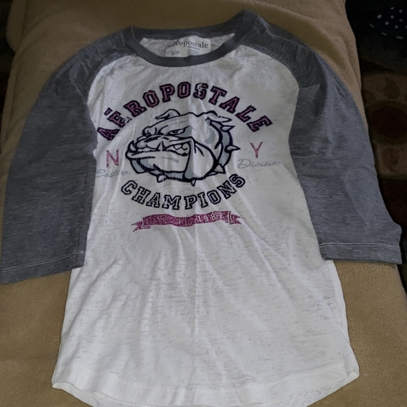 Aeropostale Tops - 🔷️$8/ea OR 3/$20🔷️Girl's Aero Graphic T-shirt